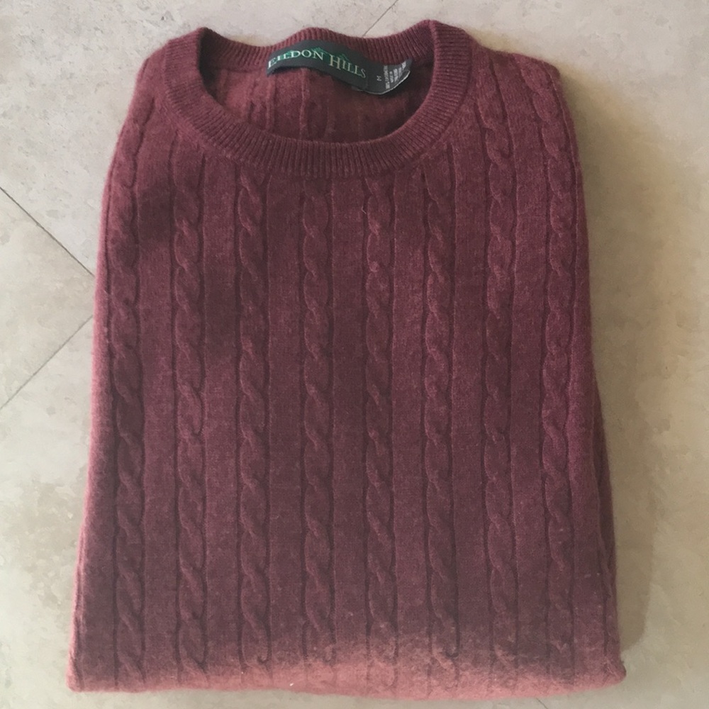 Mans burgundy cable knit cashmere sweater